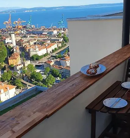 Lights Penthouse Διαμέρισμα