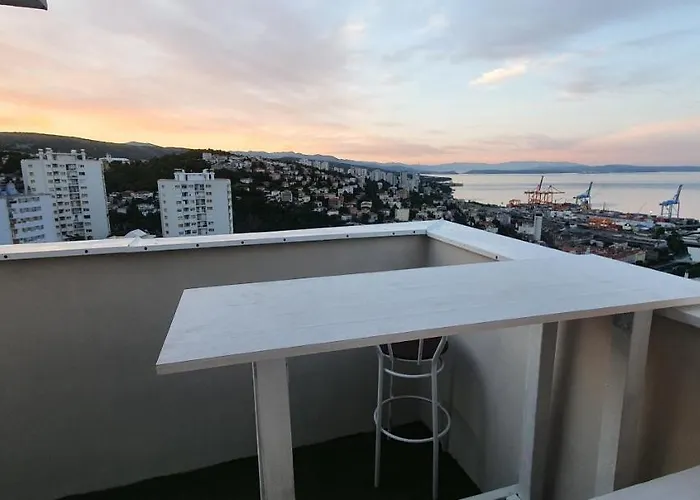 Lights Penthouse Appartamento *