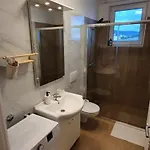 Lights Penthouse 里耶卡